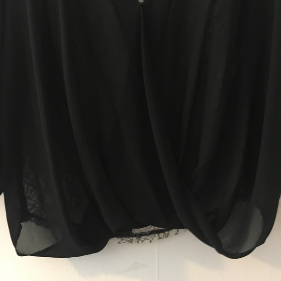 IZ Byer Blouse - Picture 4 of 5